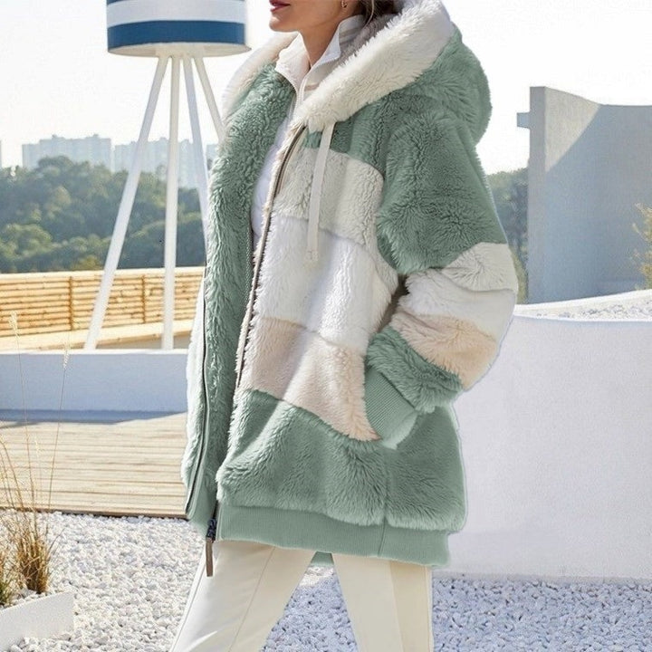 Women's Oversize Teddy Fur Hooded Jacket with Color Block Stripes, High-Quality Zipper and Ribbed Cuffs Mune Fashion