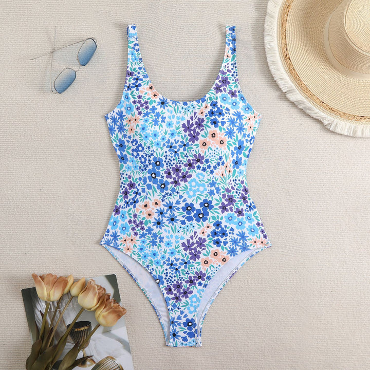 Ladies One-Piece Swimsuit with Floral Pattern Mune Fashion