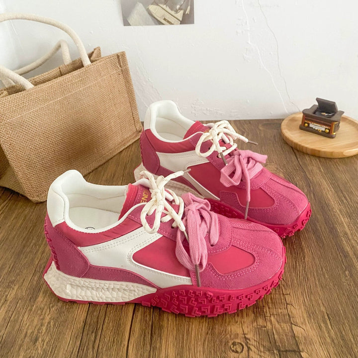 Ladies fashion sneaker with chunky traction sole and material mix of suede and smooth leather Mune Fashion