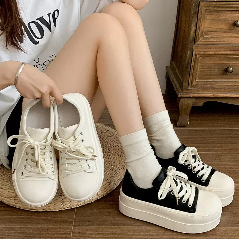 Women's Platform Sneaker with Fashionable Design and Comfortable Cushioning Mune Fashion