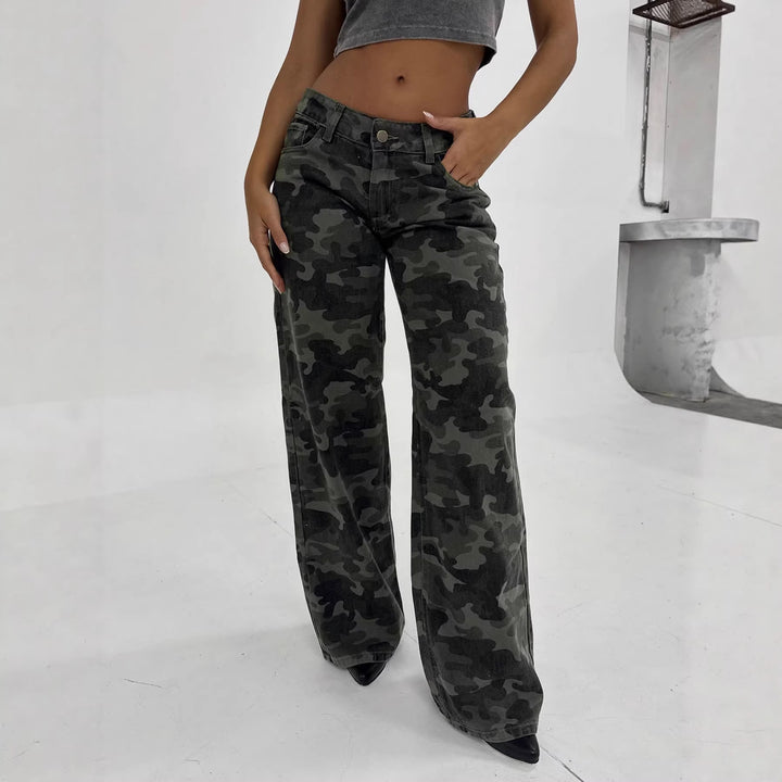 Women's Camouflage Denim Flared Pants with High Waist and Wide Leg Mune Fashion