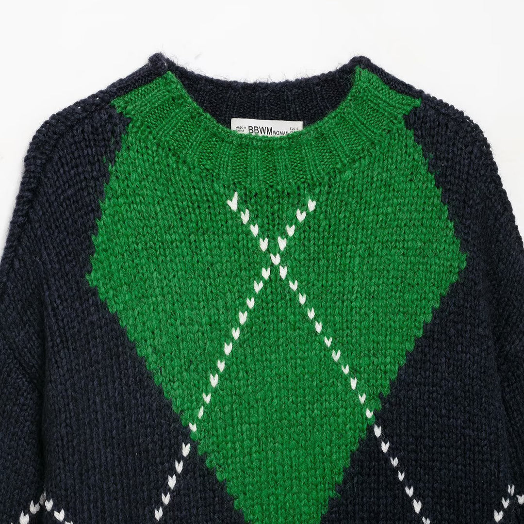 Women's chunky knit sweater with argyle pattern and oversized cut Mune Fashion