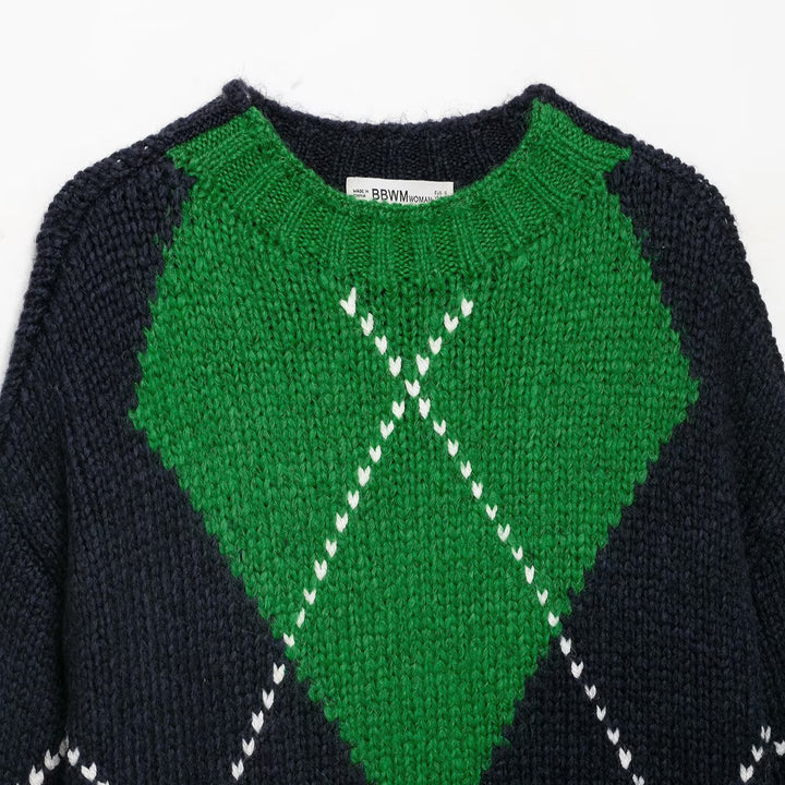 Women's chunky knit sweater with argyle pattern and oversized cut Mune Fashion