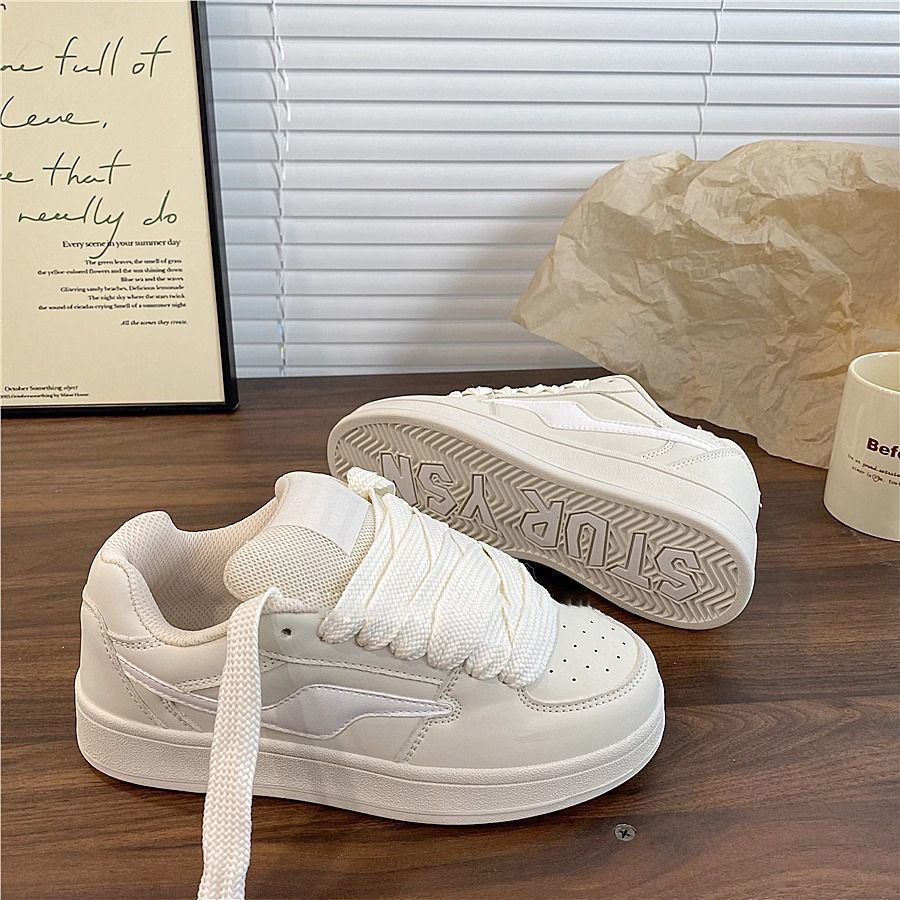 Women's sneakers with comfortable padding and stylish design Mune Fashion