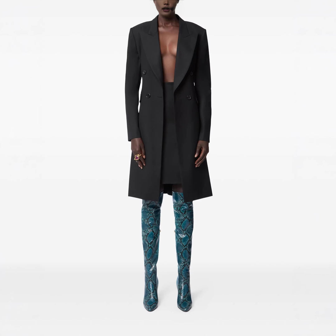 Women's long blazer in minimalist double-breasted style with reinforced shoulders Mune Fashion