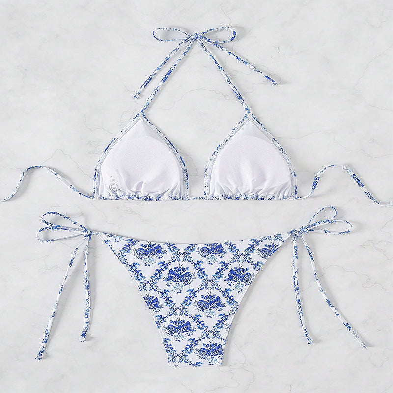 Women's triangle bikini with adjustable straps and floral pattern Mune Fashion