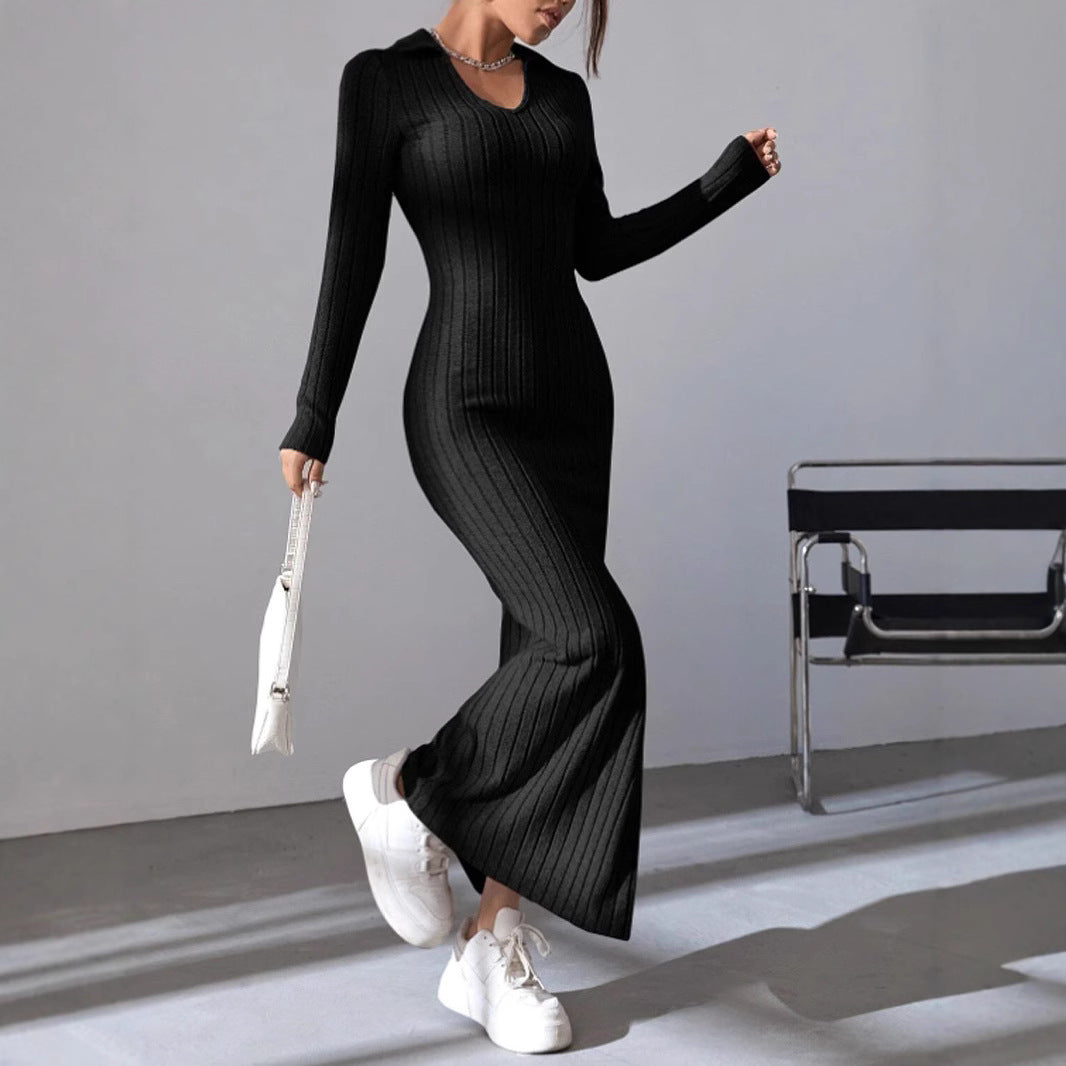 Women's Maxi Dress with Structured V-Neck and Side Slits Mune