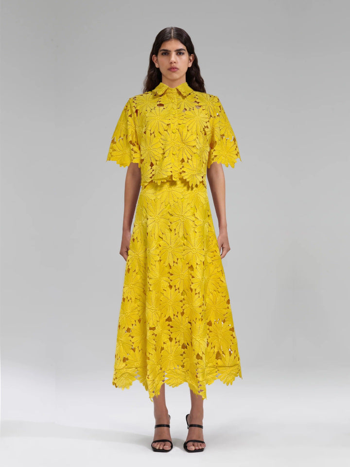 Ladies two-piece crochet lace set with shirt collar, short sleeves, and flared midi skirt Mune Fashion