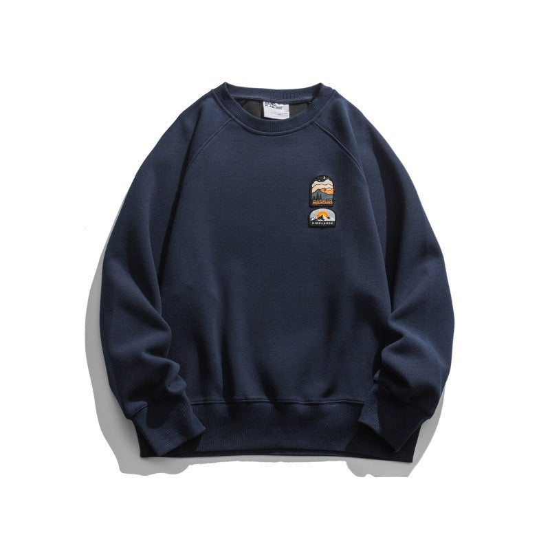 Unisex Oversize Sweatshirt with raglan sleeves and mountain patch Mune Fashion