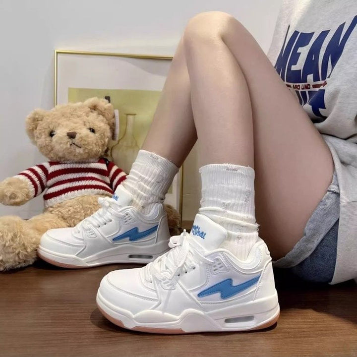 Women casual sneakers with innovative cushioning technology Mune Fashion