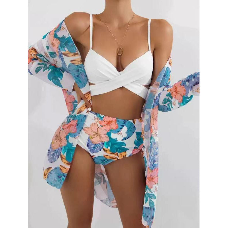 Women's bikini set with floral kimono and high-waisted pants Mune Fashion