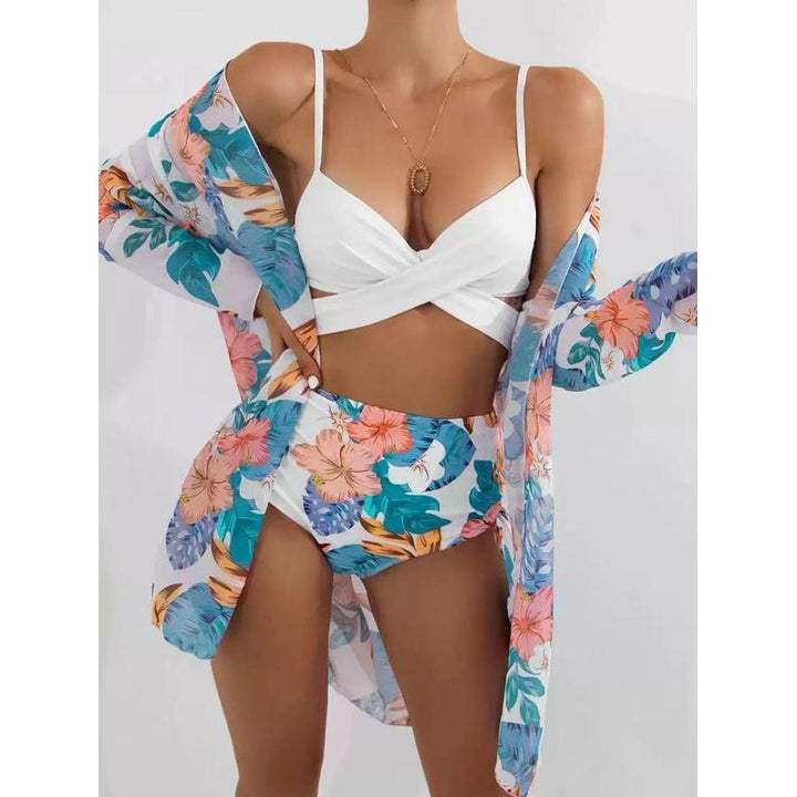 Women's bikini set with floral kimono and high-waisted pants Mune Fashion