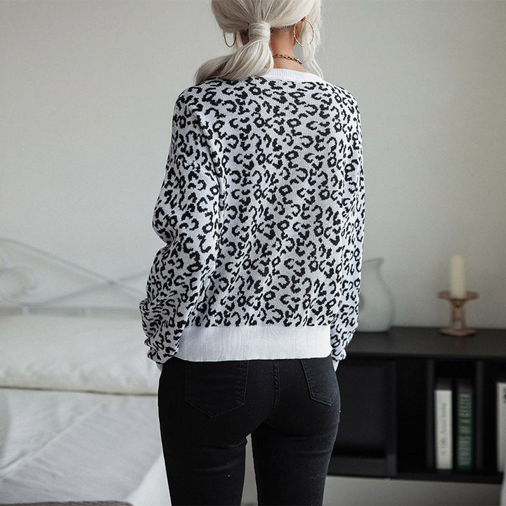 Women's Asymmetrical Fine Knit Sweater with Open Shoulder and Animal Jacquard Mune Fashion