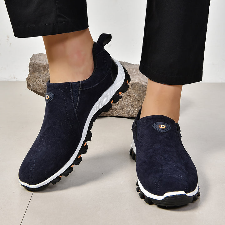 Men's sporty slip-on sneaker with elastic entry, shock-absorbing profile sole, and padded comfort insole Mune Fashion