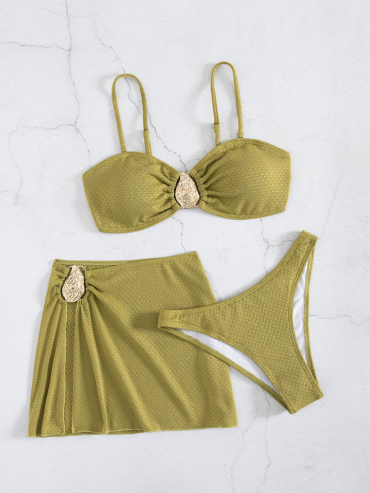 Women's bikini set with shimmering fabric and elegant gathering Mune Fashion