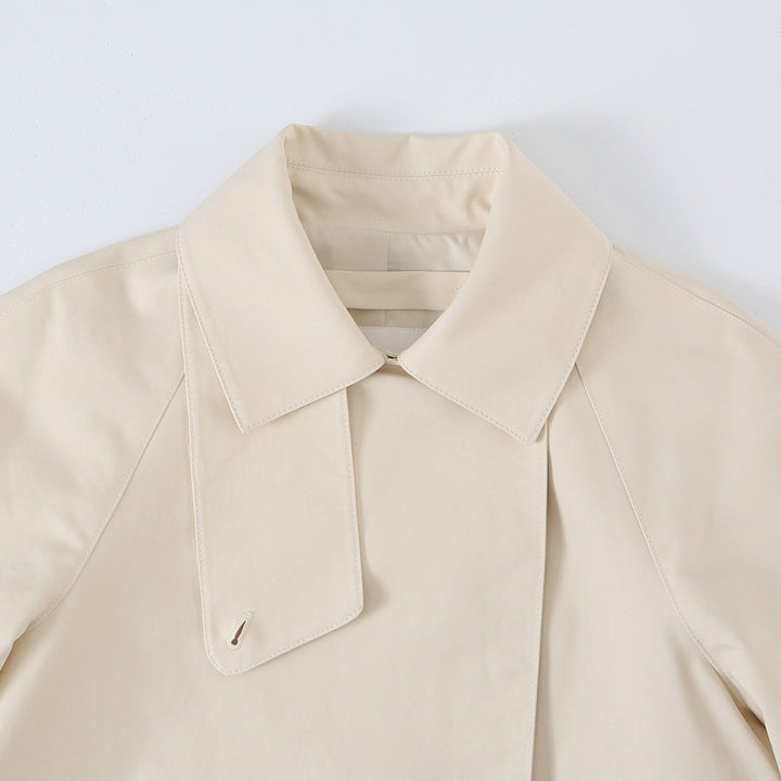 Women's short-cut trench jacket with asymmetric button placket and shirt collar Mune Fashion