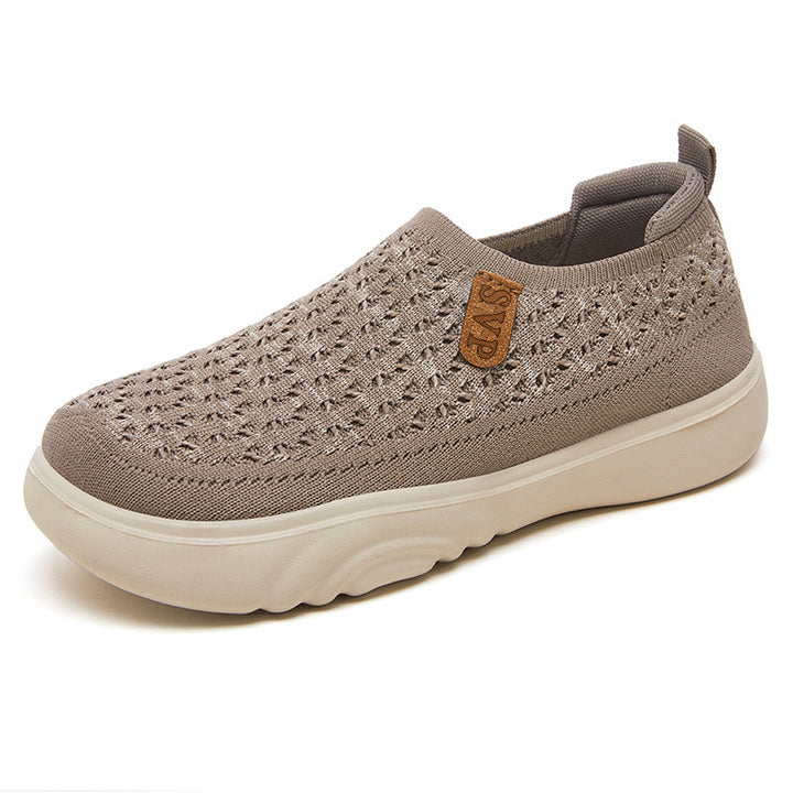 Women's knitted slip-on sneakers in sock-like design with breathable upper material and padded comfort sole Mune Fashion