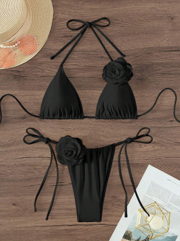 Women's bikini set with floral accents Mune Fashion