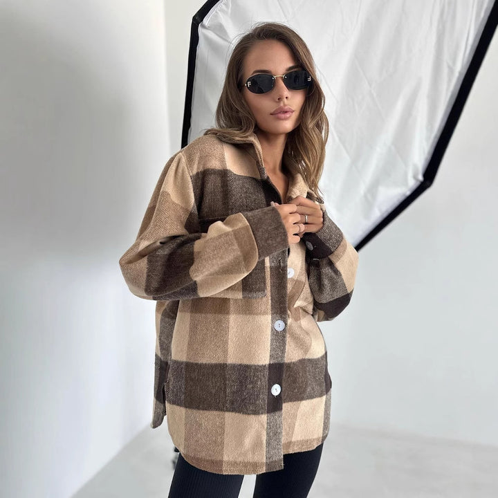 Women's Checked Overshirt in Shacket Style with Hem Pockets and Button Closure Mune Fashion