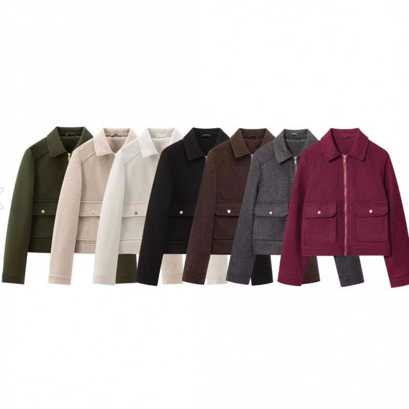 Women's short jacket in velour look with flap patch pockets and full-length zipper Mune Fashion