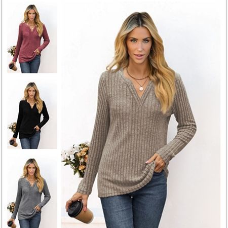 Ladies fine ribbed knit shirt with deep V-neck and tunic length Mune Fashion