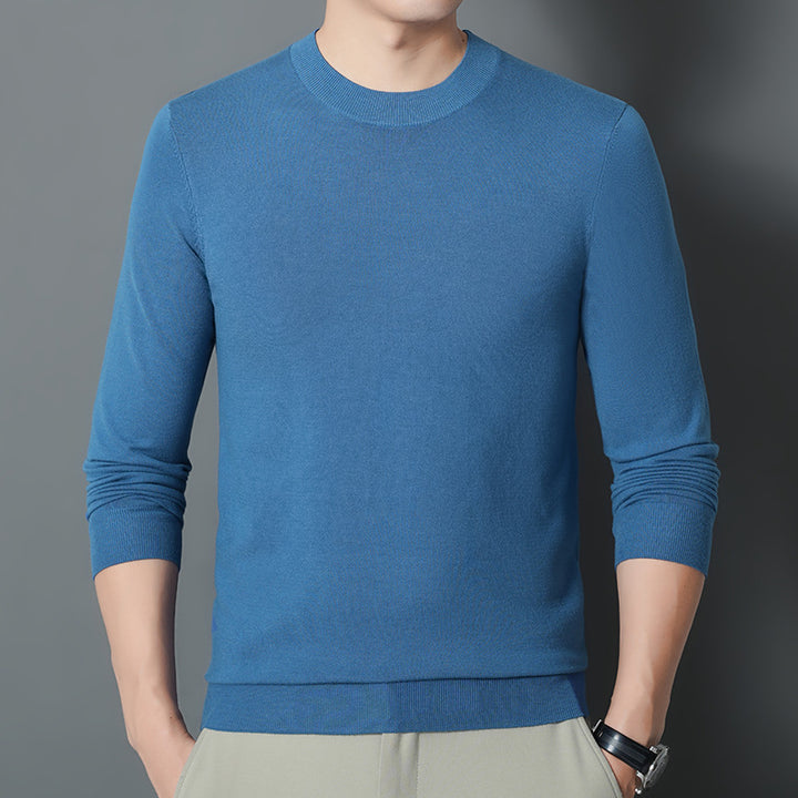 Men's fine round neck sweater made of fine knit with a narrow silhouette Mune Fashion