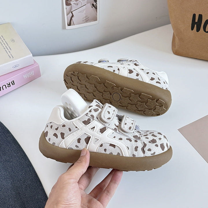 Ladies Fashion Sneakers with Velcro Closure and Animal Design Mune Fashion