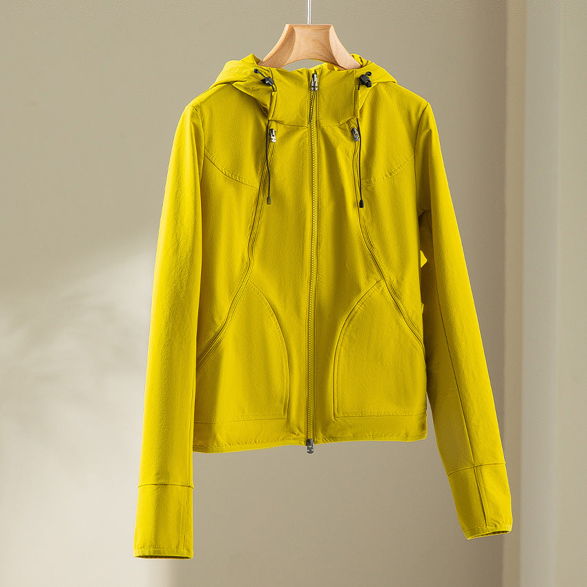 Women's Lightweight Hooded Jacket made of Functional Fleece with Two-Way Zipper and Ergonomic Seams Mune Fashion