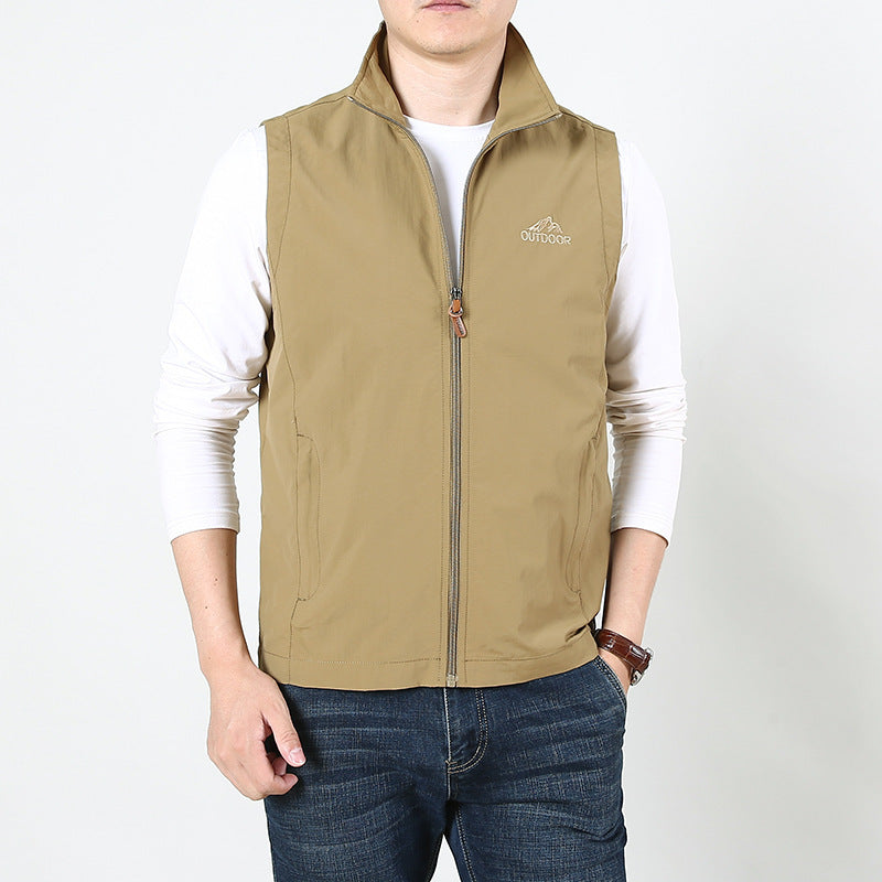 Men's lightweight windproof outdoor vest with stand-up collar and full-length zipper Mune Fashion