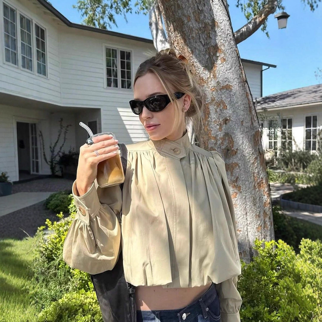 Women's Voluminous Cropped Blouse with Stand Collar, Gatherings and Elastic Hem Mune Fashion