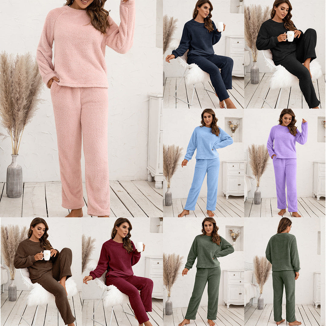 Women Cozy Fleece Pajama Set with Long Sleeves and Comfortable Pants Mune