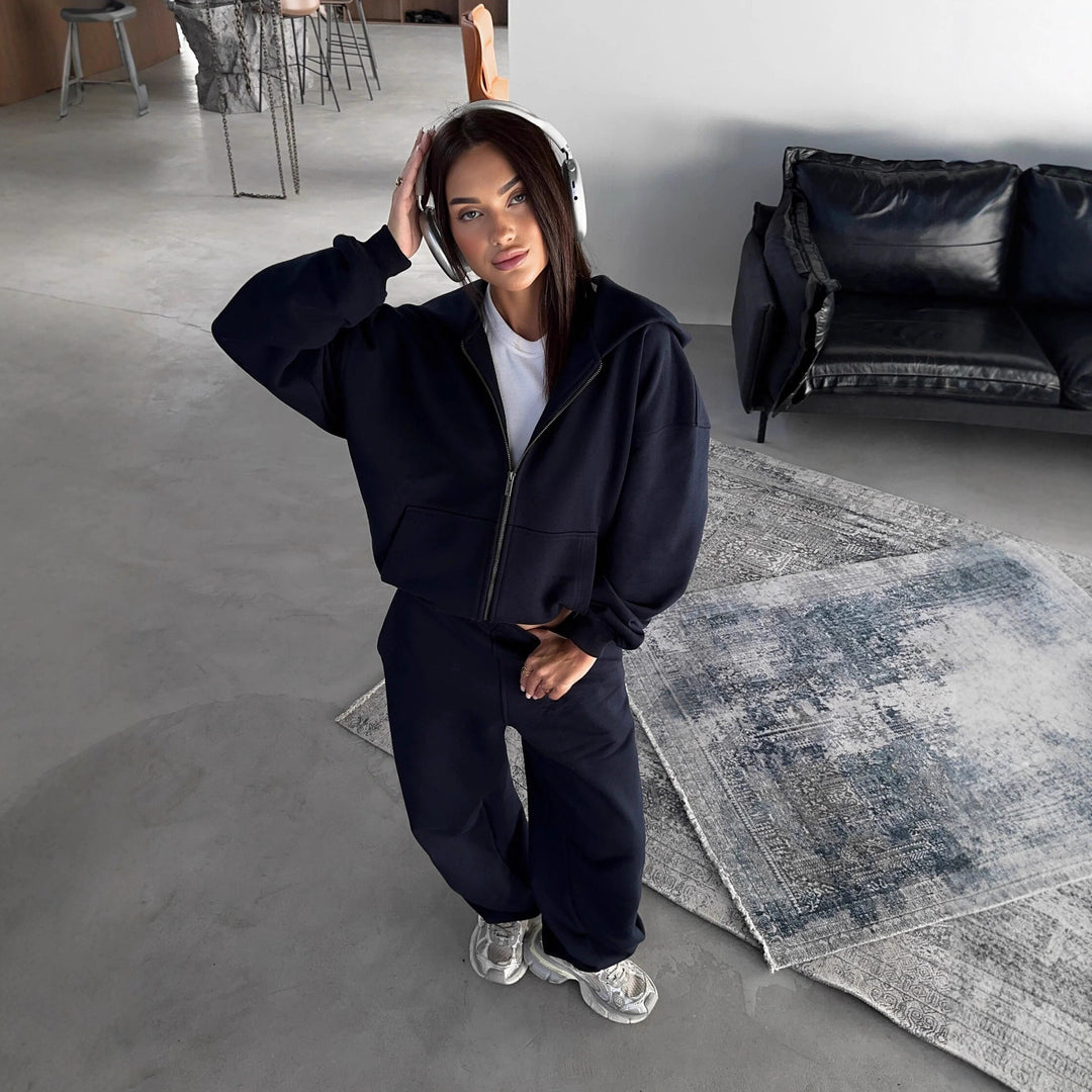Women's Casual Zip Lounge Set with Oversized Hoodie and Tailored Relax Jogging Pants Mune Fashion