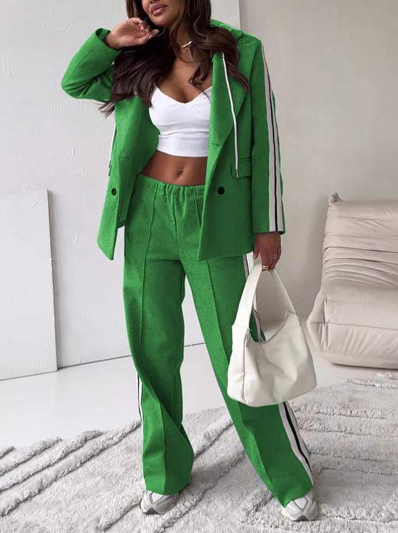 Women's sporty-elegant blazer two-piece with hooded blazer and wide training pants with side stripe Mune Fashion