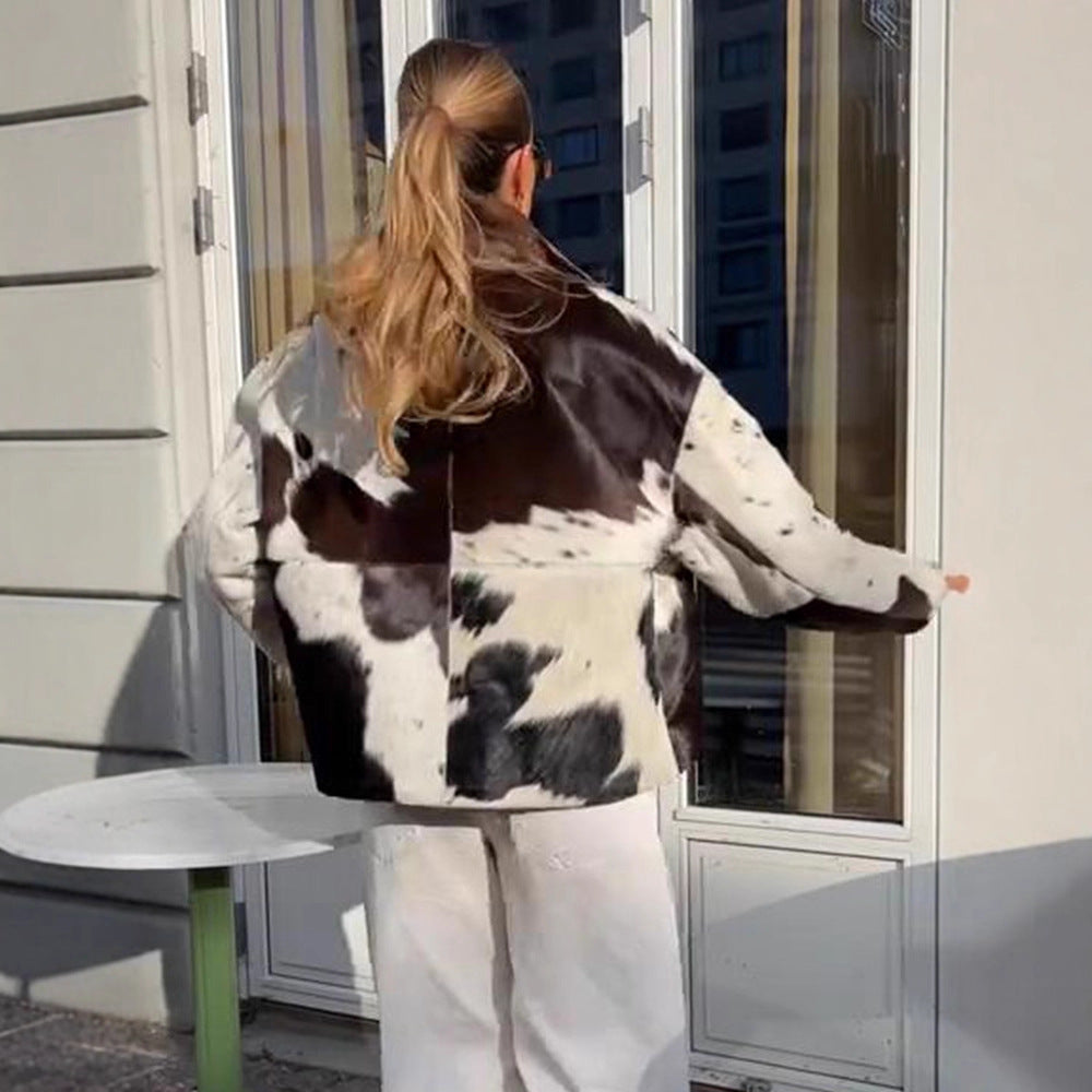 Women's short jacket made of shaggy faux fur with patchwork look and high stand-up collar Mune Fashion