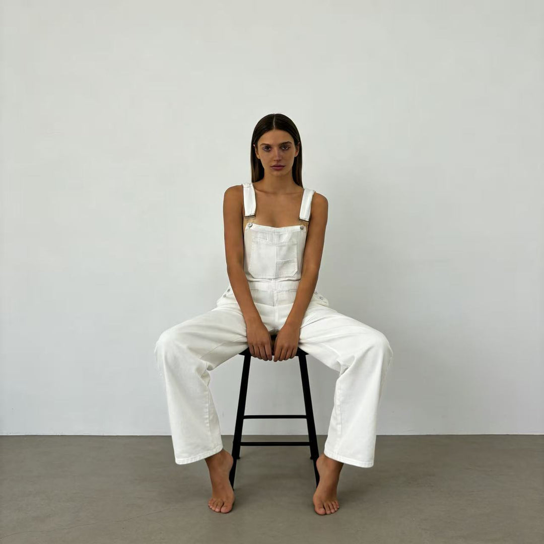 Ladies denim overall with wide leg, adjustable straps and flap pocket Mune Fashion