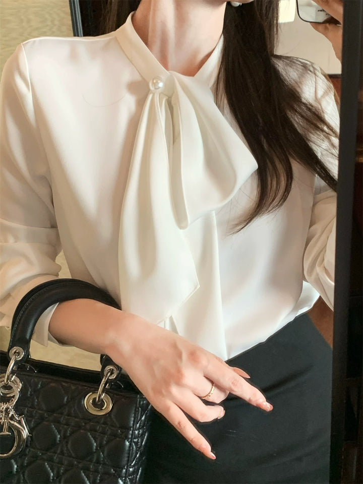 Women Elegant Blouse with Bow Detail Mune Fashion