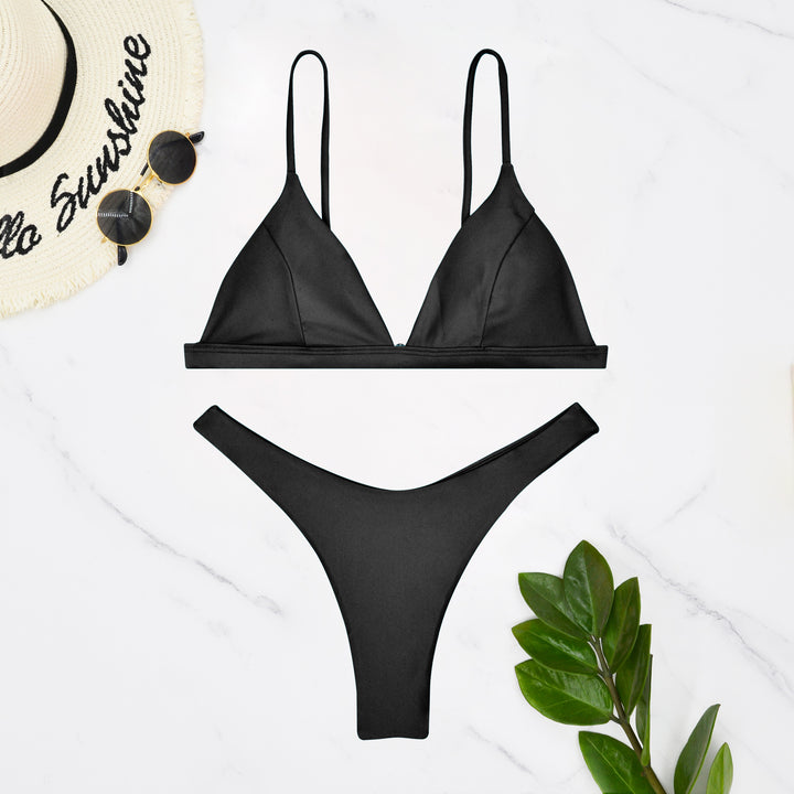 Women's triangle bikini with adjustable straps and minimalist design Mune Fashion