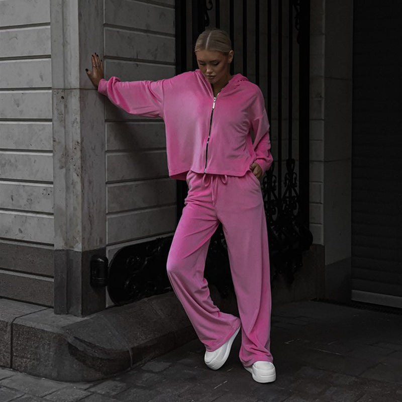 Women's luxurious velvet two-piece set with short zipper hoodie and wide high-waist lounge pants Mune Fashion