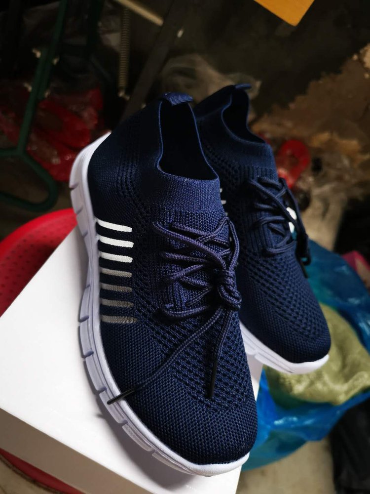 Women's knitted performance sneaker with sock-like shaft and flexible profile sole Mune Fashion