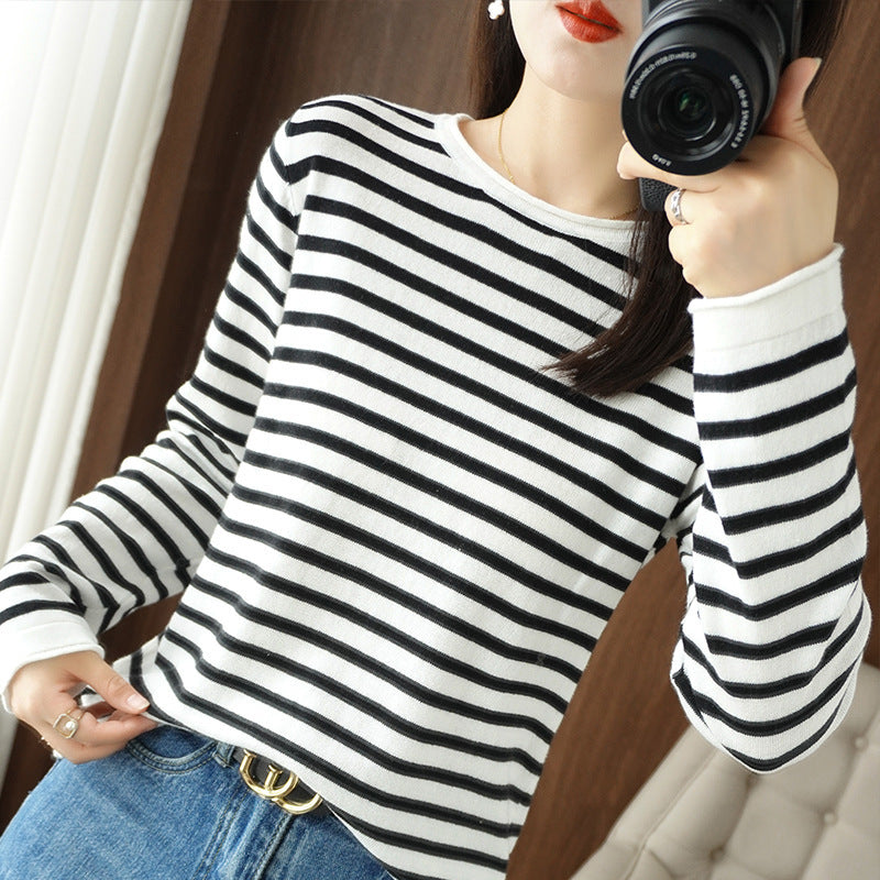 Women’s maritime inspired cotton fine-knit sweater with stripes and slightly boxy silhouette Mune Fashion