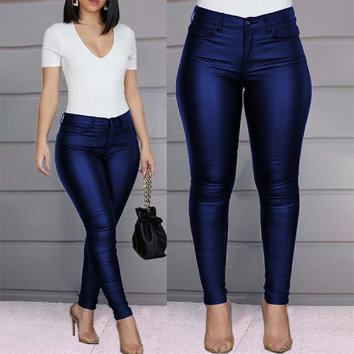 Ladies figure-hugging high-waist faux leather pants in skinny cut with five-pocket Mune Fashion