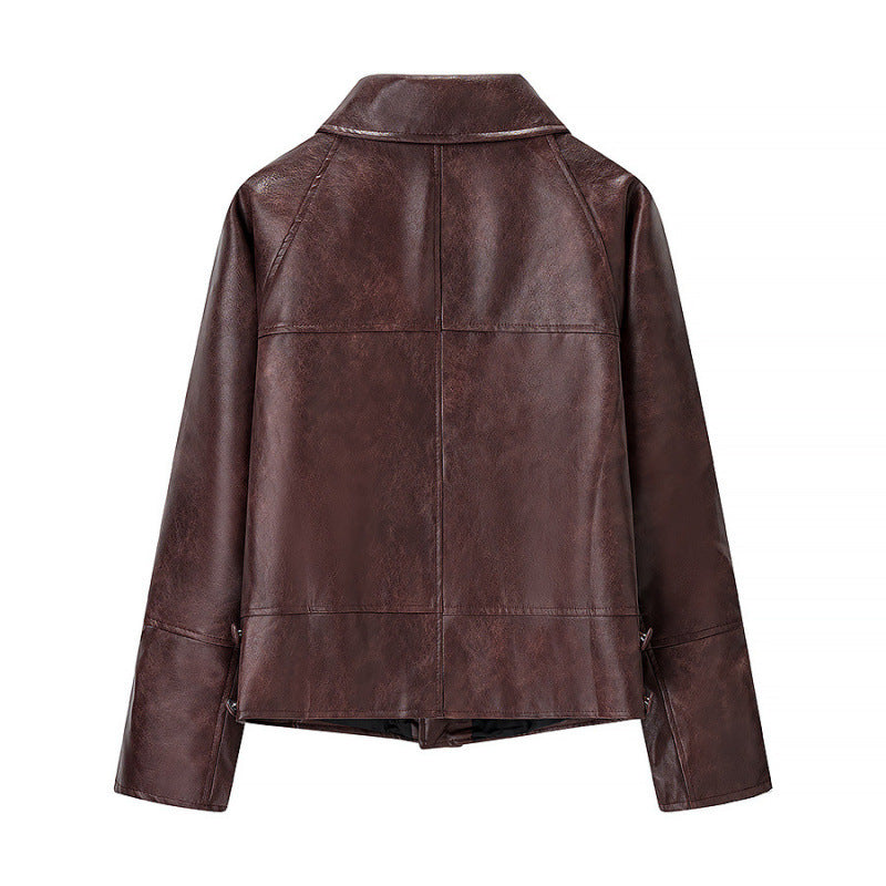 Women's short jacket made of faux leather in boxy cut with decorative seam details Mune Fashion