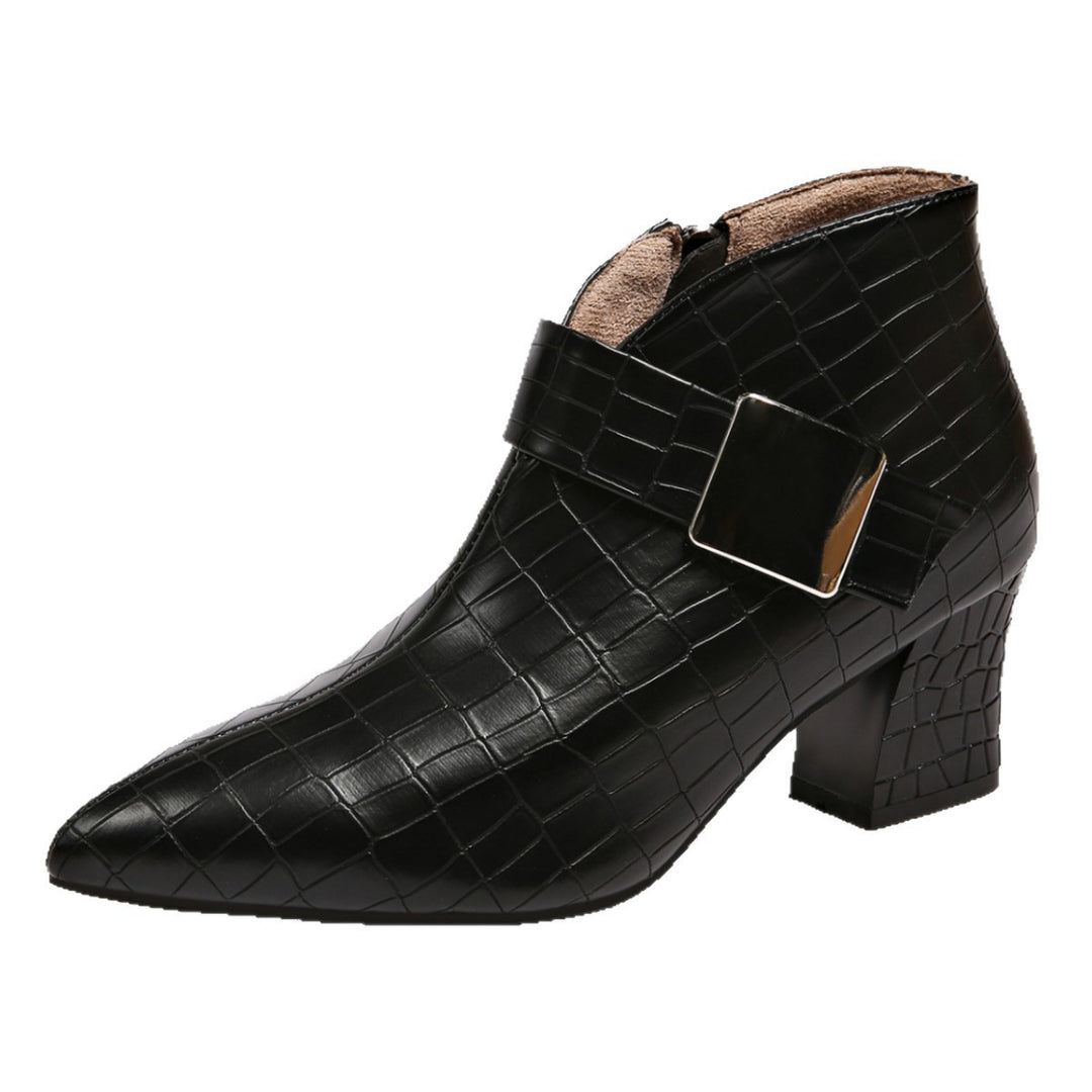 Women's ankle-high ankle boots with crocodile embossing, pointed toe shape and decorative buckle Mune Fashion