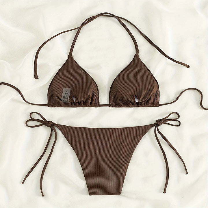 Women's triangle bikini with minimalist design and adjustable straps Mune Fashion