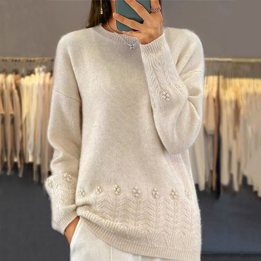 Ladies nan cozy oversized cashmere blend sweater with cable pattern and pearl application Mune Fashion