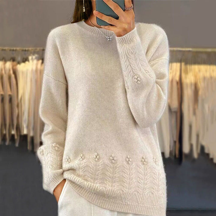 Ladies nan cozy oversized cashmere blend sweater with cable pattern and pearl application Mune Fashion