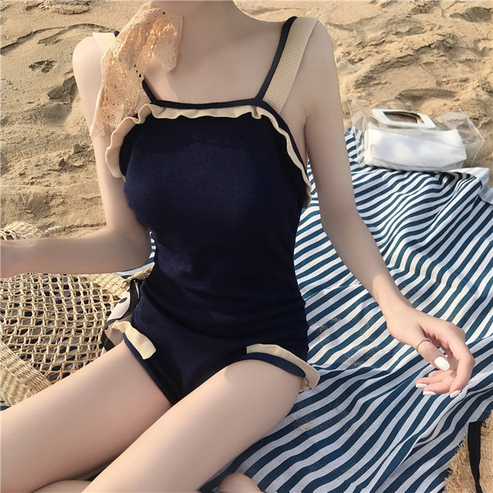 Women's one-piece swimsuit with ruffle details and adjustable straps Mune Fashion