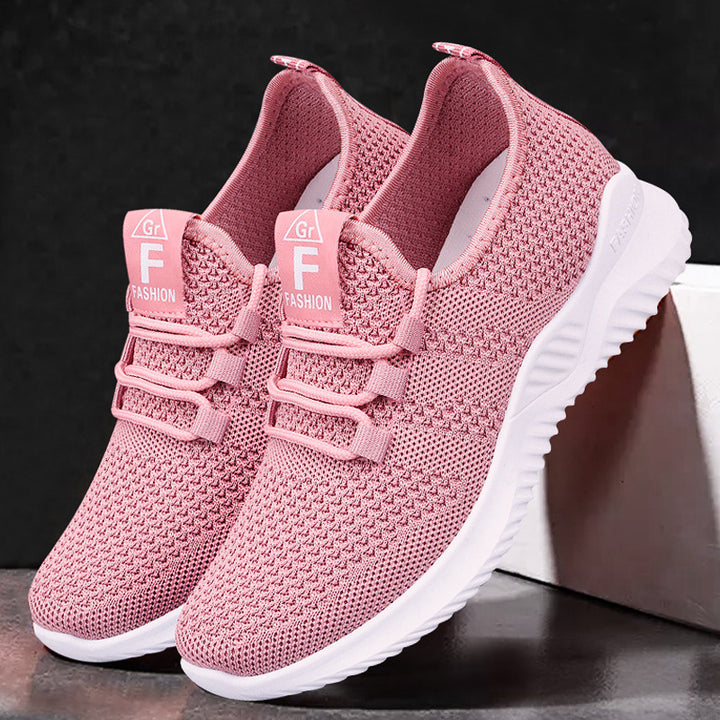 Unisex nan lightweight knit sneakers with elastic slip-on construction and cushioning EVA sole Mune Fashion