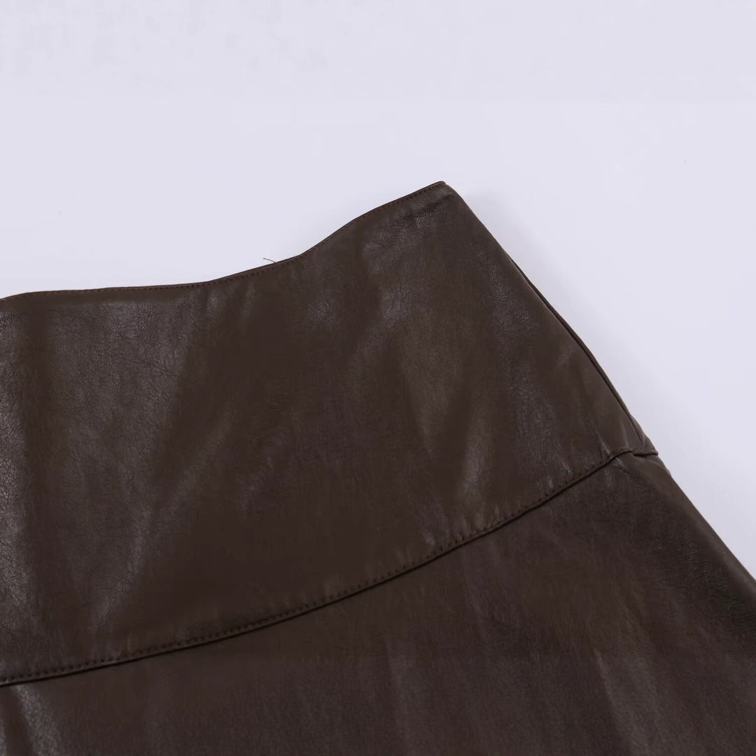 Women's midi skirt made of faux leather with a high waist and flared A-line Mune Fashion