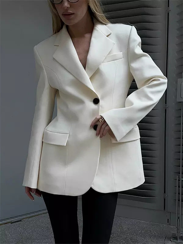 Women's Oversized Long Blazer with Emphasized Shoulder Area and Flap Pockets Drune
